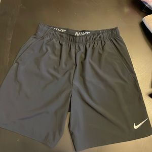 Mens black Nike shorts